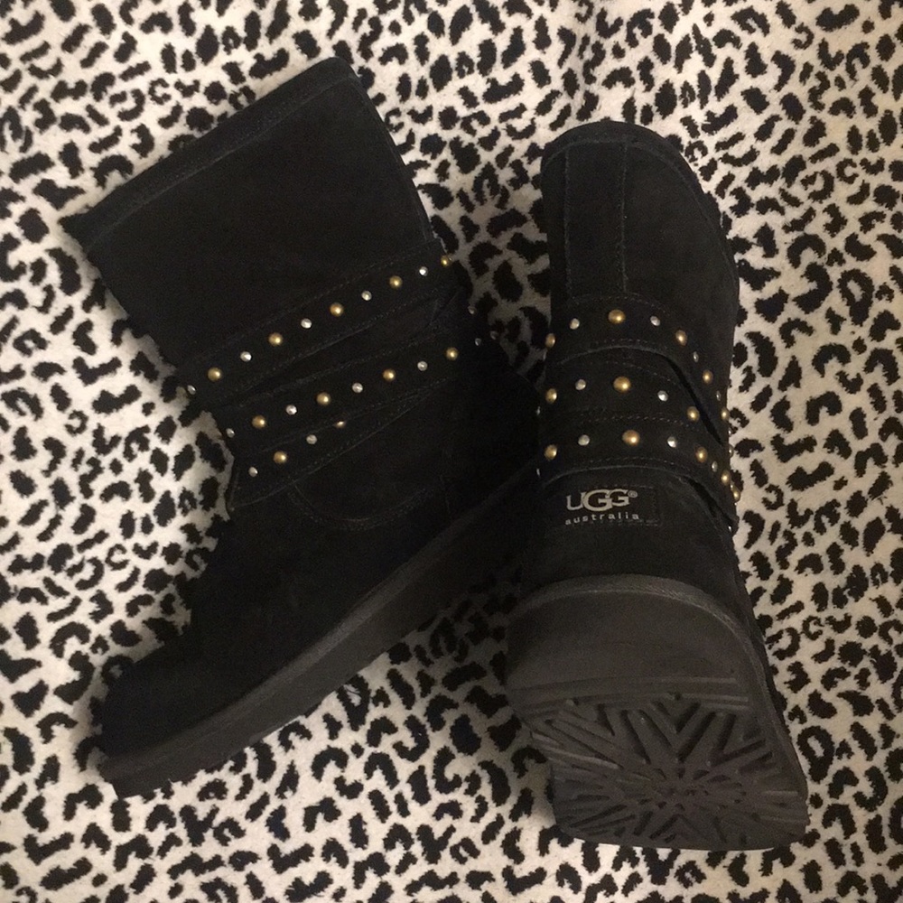 UGG ‘clovis’ boots